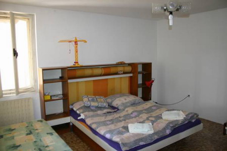 Ubytování s vinným sklepem - jižní Morava - Apartmány ve Velkých Pavlovicích - pokoj v domku